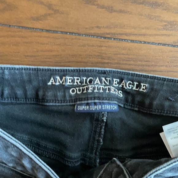 American eagle shorts! 🦅 - Picture 3 of 4